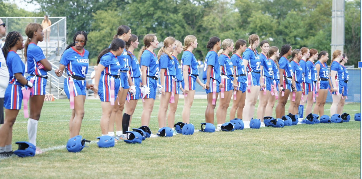 Lakes Girls Flag Football are lining up and getting ready to take the victory against Libertyville.

